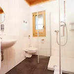 Hotel Haringerhof Mit Saunawelt Und Naturbadeteich Grafenhausen