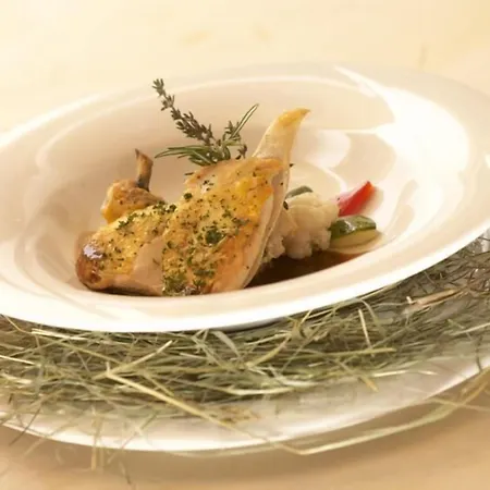 Hotel Haringerhof Mit Saunawelt Und Naturbadeteich Grafenhausen