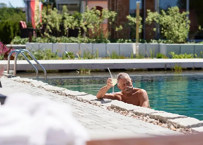 Haringerhof Mit Saunawelt Und Naturbadeteich Ξενοδοχείο